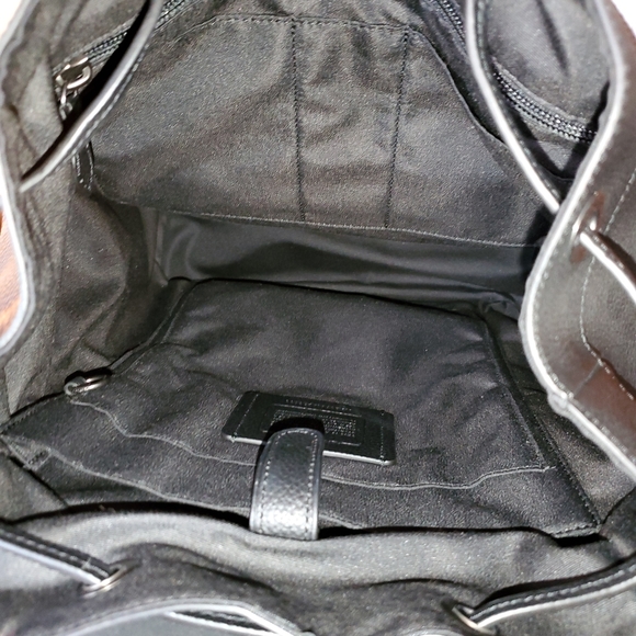 ❌SOLD❌ Large Leather Coach Backpack - Picture 9 of 16